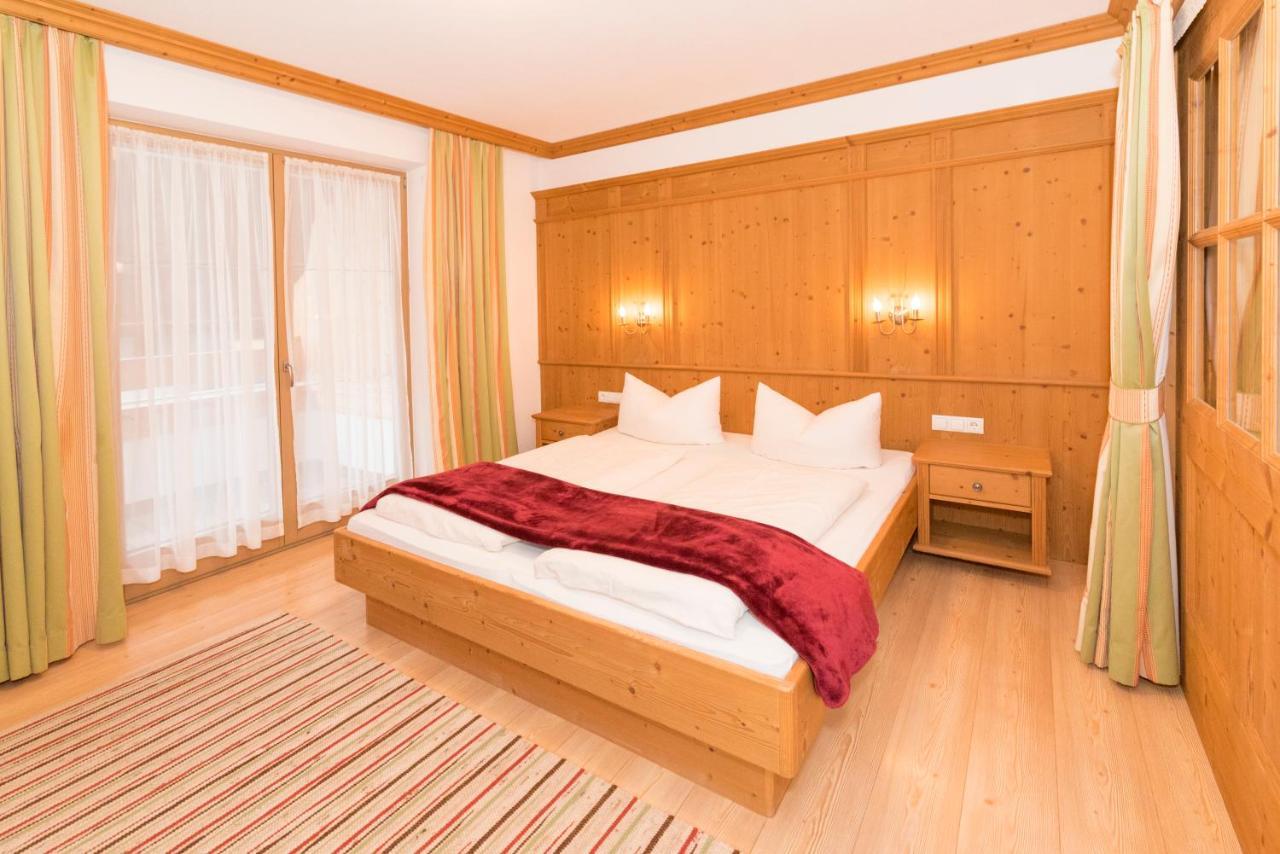 Das Gaestehaus Schneider Am Dorfplatz Alpbach Exterior foto