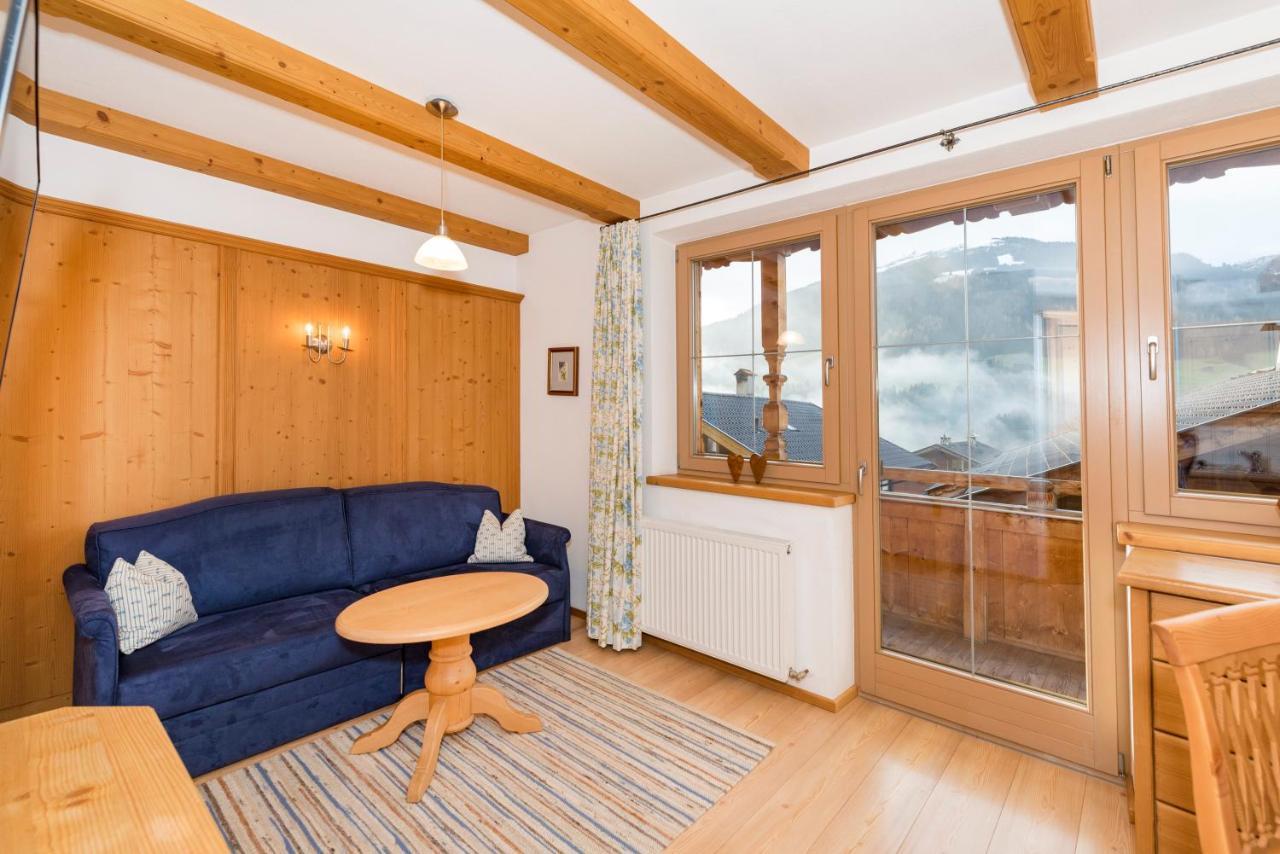 Das Gaestehaus Schneider Am Dorfplatz Alpbach Exterior foto